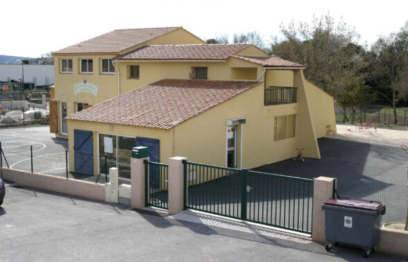 Ecole Bilingue Yves Bramerie - Agrandir l'image, fenêtre modale