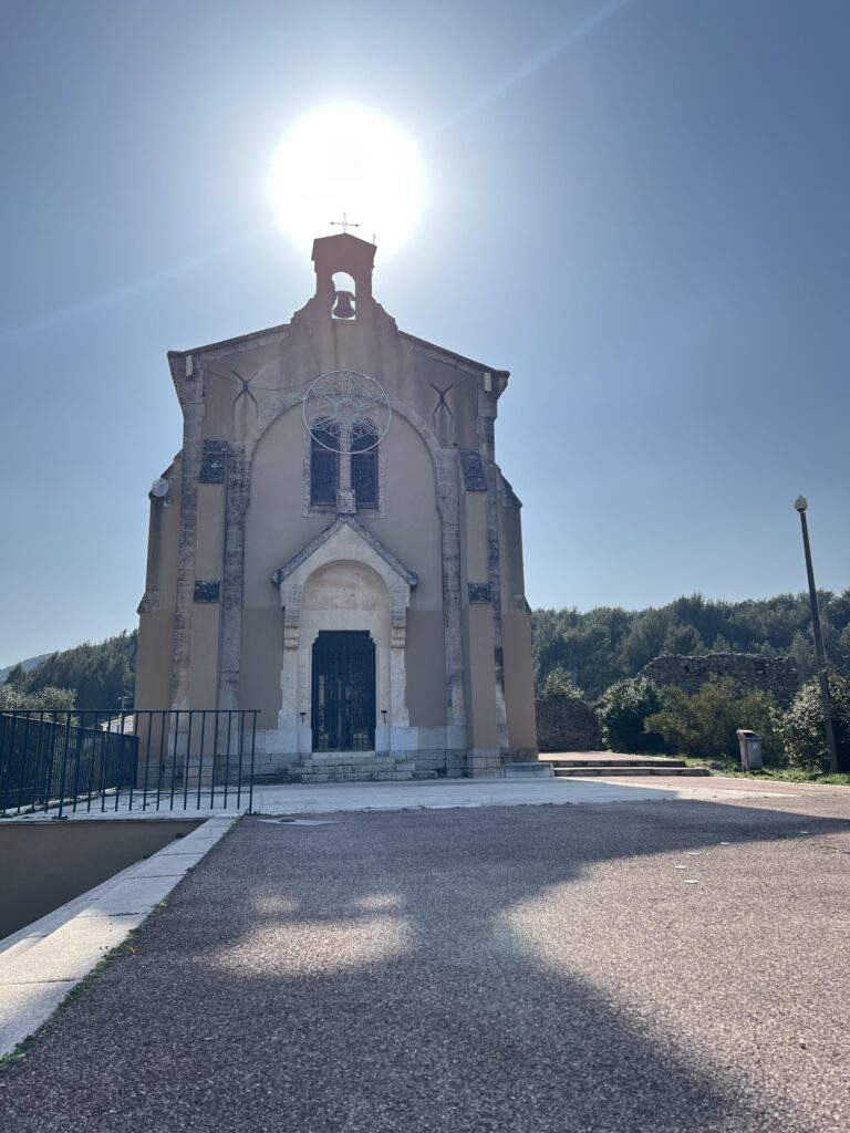 Notre dame de santé à Cuers - Agrandir l'image, fenêtre modale