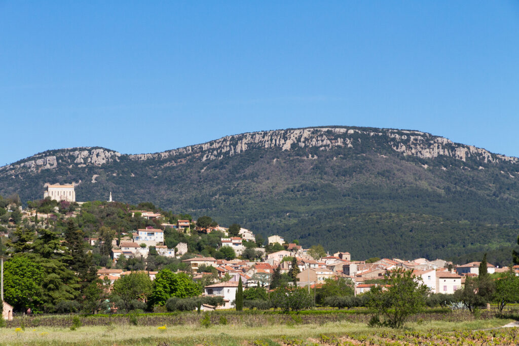 Vue des barres de Cuers - Agrandir l'image, fenêtre modale